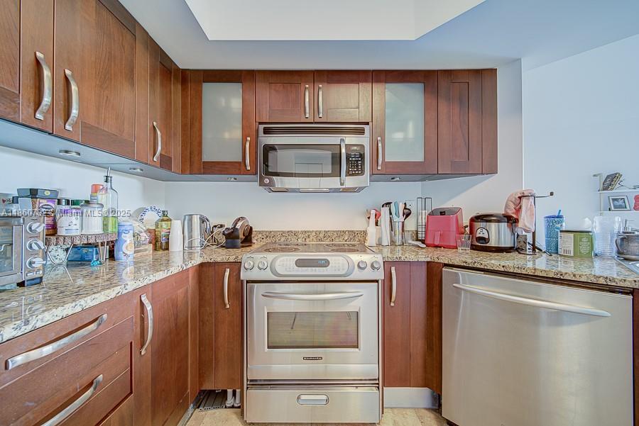 TURNBERRY VILLAGE SO TOWE - Residential