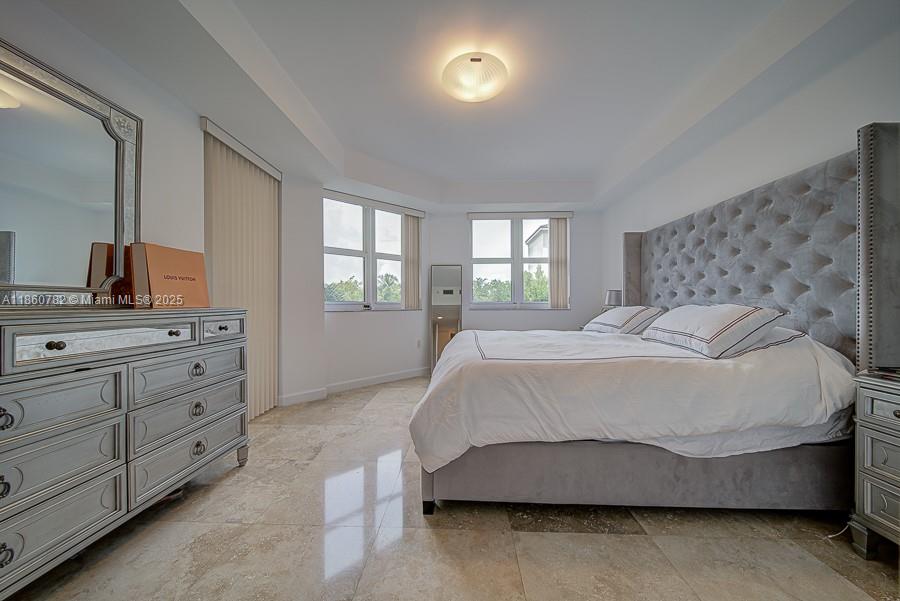 TURNBERRY VILLAGE SO TOWE - Residential