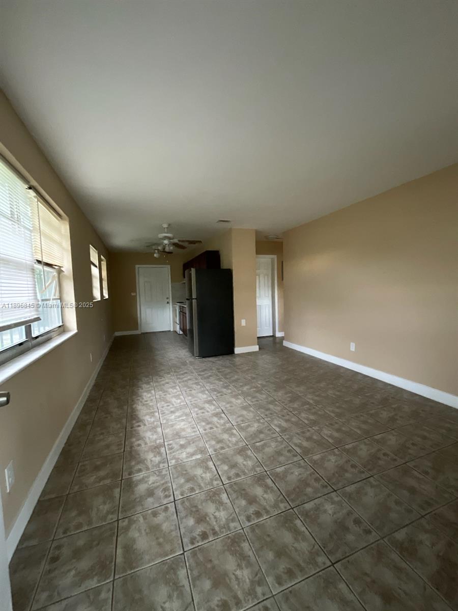 PARA VILLA HEIGHTS - Residential Lease