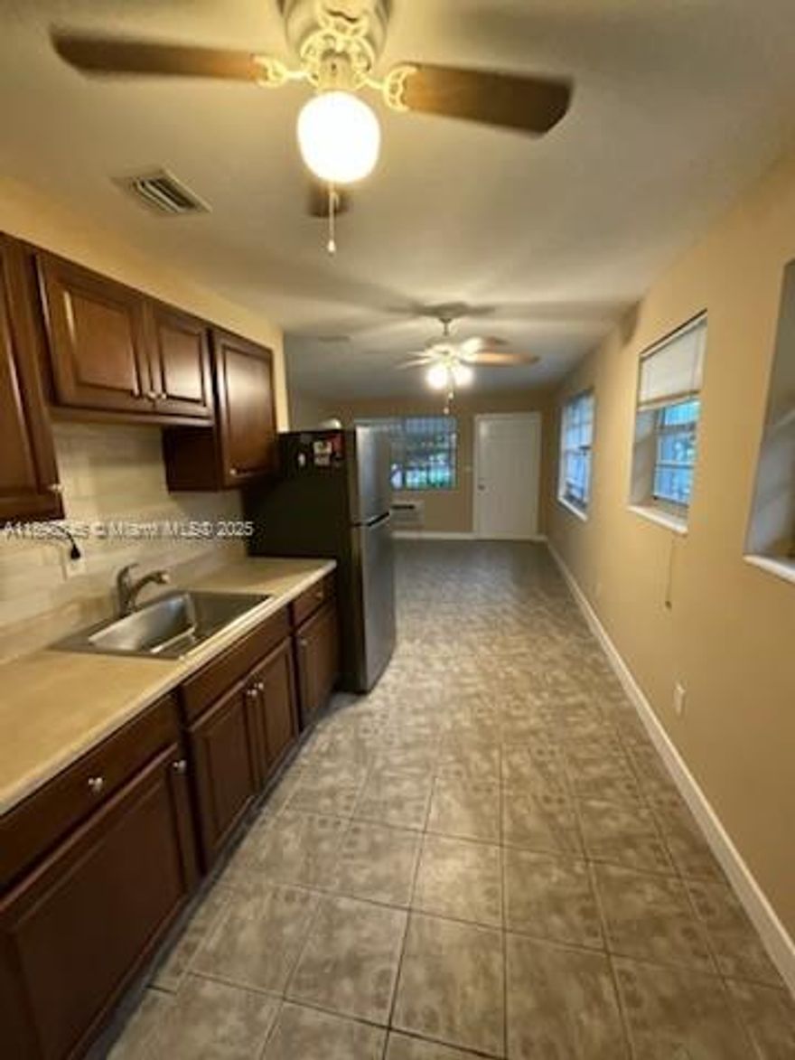 Welcome home to this beautifully refreshed 2-bedroom, 1-bathroom duplex that perfectly blends comfort and convenience in one of Miami’s fastest-growing neighborhoods! Come check out the freshly painted interior and exterior, giving the entire home a crisp, modern feel. Enjoy cool central air, your own washer/dryer hookups, and an off-street parking spot. Outside, relax or entertain in your partially fenced yard a great space to make your own. offering the best of both worlds: affordable living with all the essentials in a vibrant, up-and-coming community. Close to Bus Line and Schools