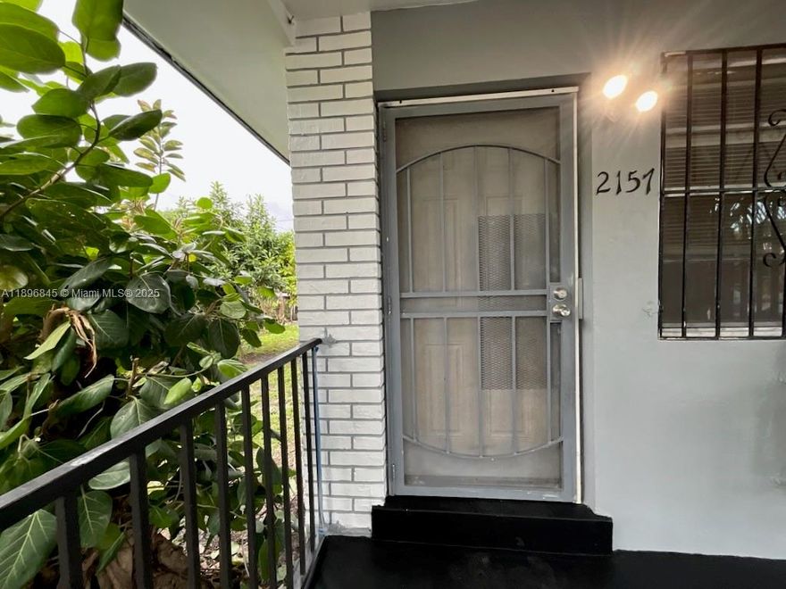 Welcome home to this beautifully refreshed 2-bedroom, 1-bathroom duplex that perfectly blends comfort and convenience in one of Miami’s fastest-growing neighborhoods! Come check out the freshly painted interior and exterior, giving the entire home a crisp, modern feel. Enjoy cool central air, your own washer/dryer hookups, and an off-street parking spot. Outside, relax or entertain in your partially fenced yard a great space to make your own. offering the best of both worlds: affordable living with all the essentials in a vibrant, up-and-coming community. Close to Bus Line and Schools
