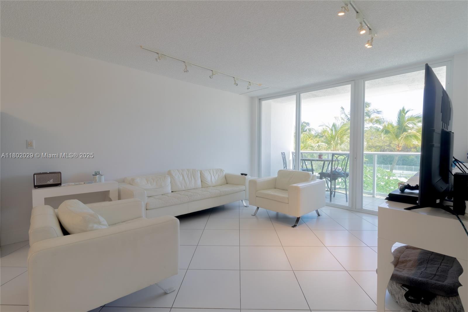 ARLEN HOUSE EAST CONDO - Residential