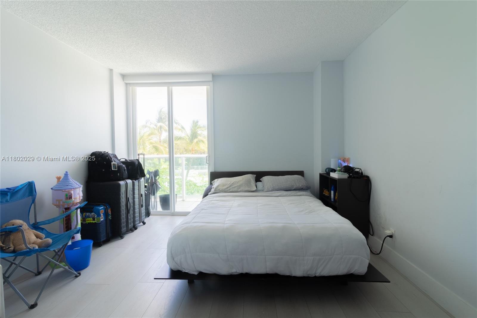 ARLEN HOUSE EAST CONDO - Residential