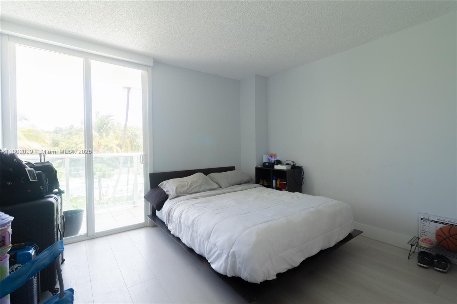 ARLEN HOUSE EAST CONDO - Residential