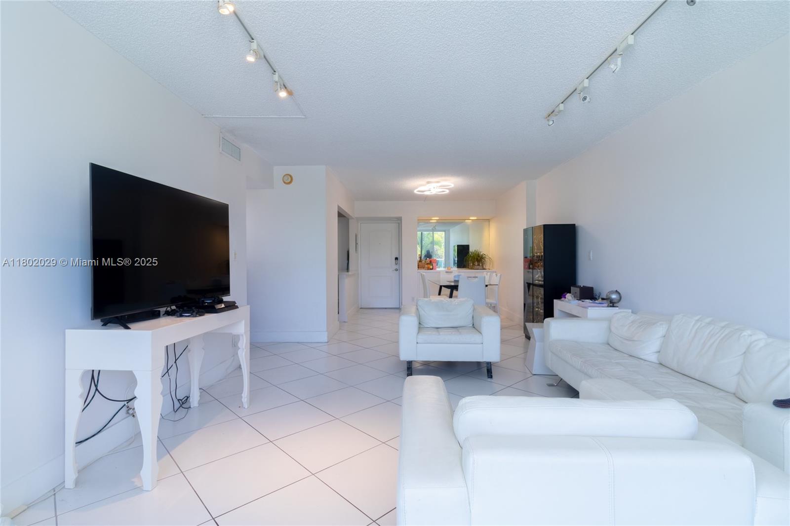 ARLEN HOUSE EAST CONDO - Residential