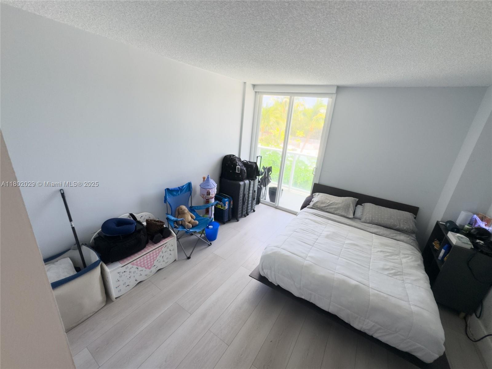 ARLEN HOUSE EAST CONDO - Residential