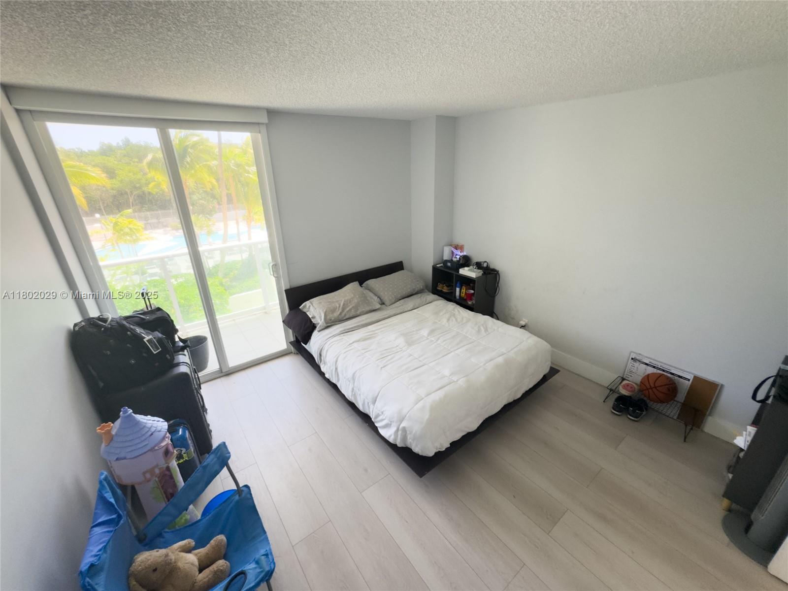 ARLEN HOUSE EAST CONDO - Residential