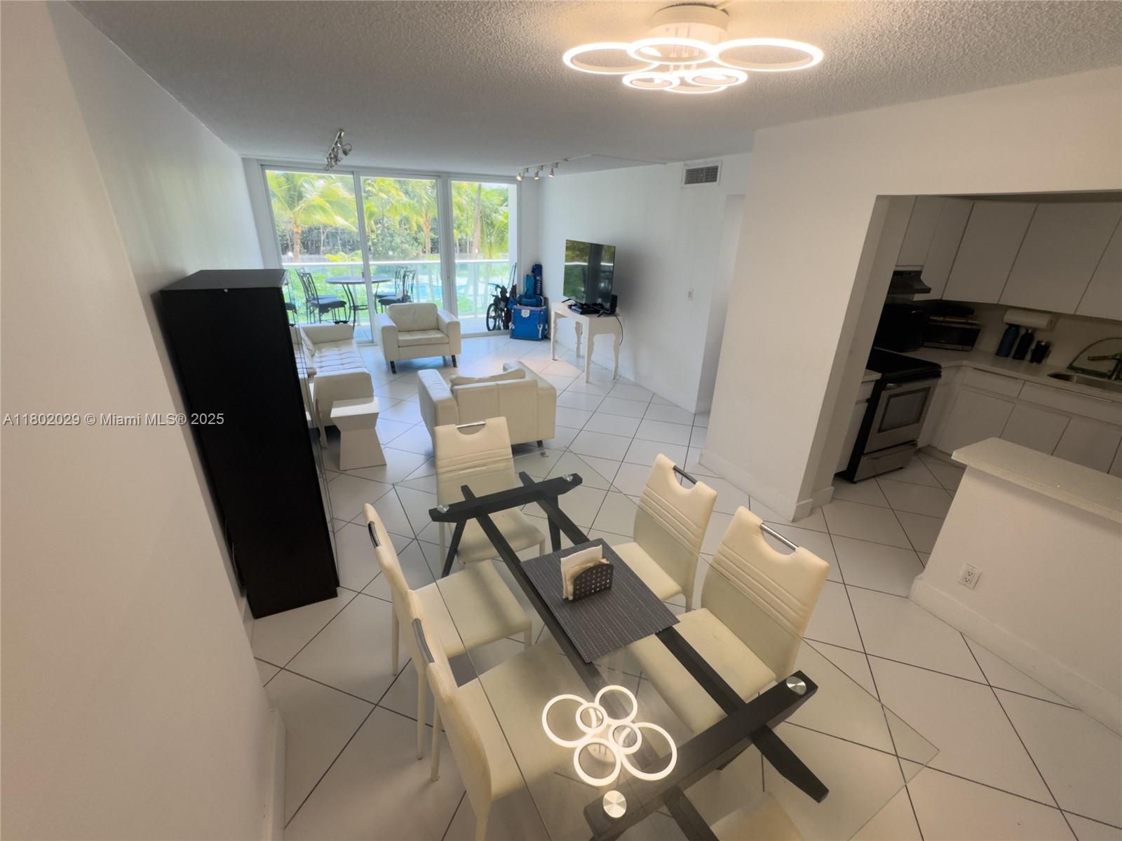 ARLEN HOUSE EAST CONDO - Residential