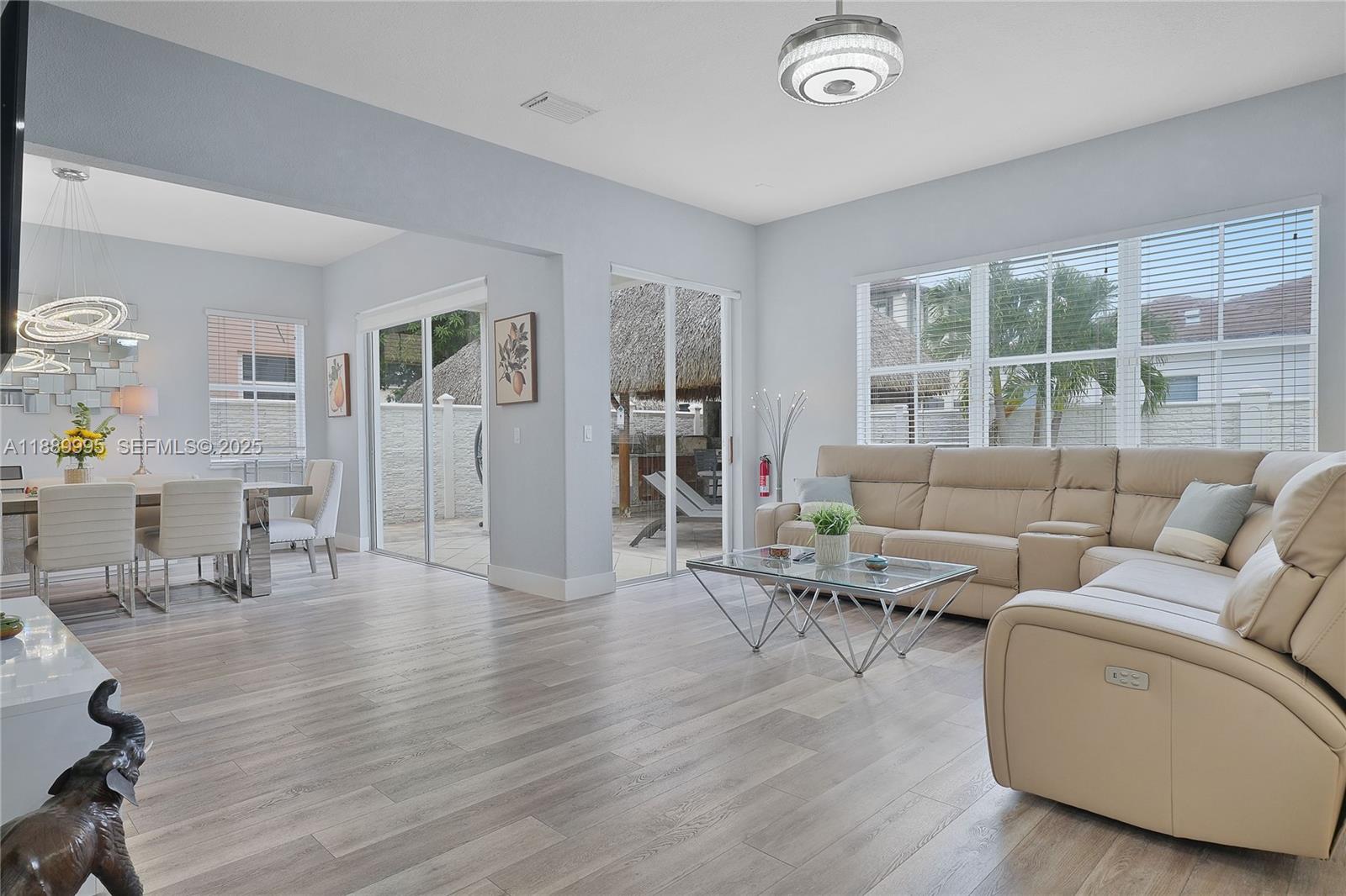 CENTURY GARDENS - Residential