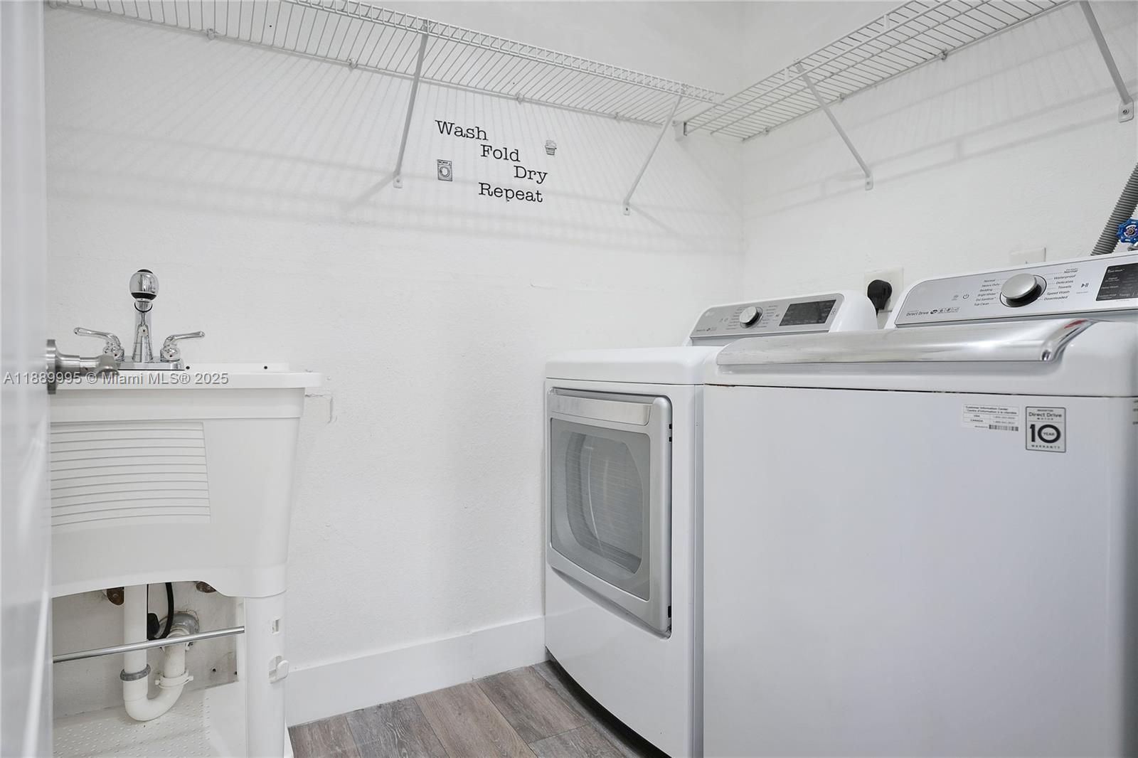 CENTURY GARDENS - Residential