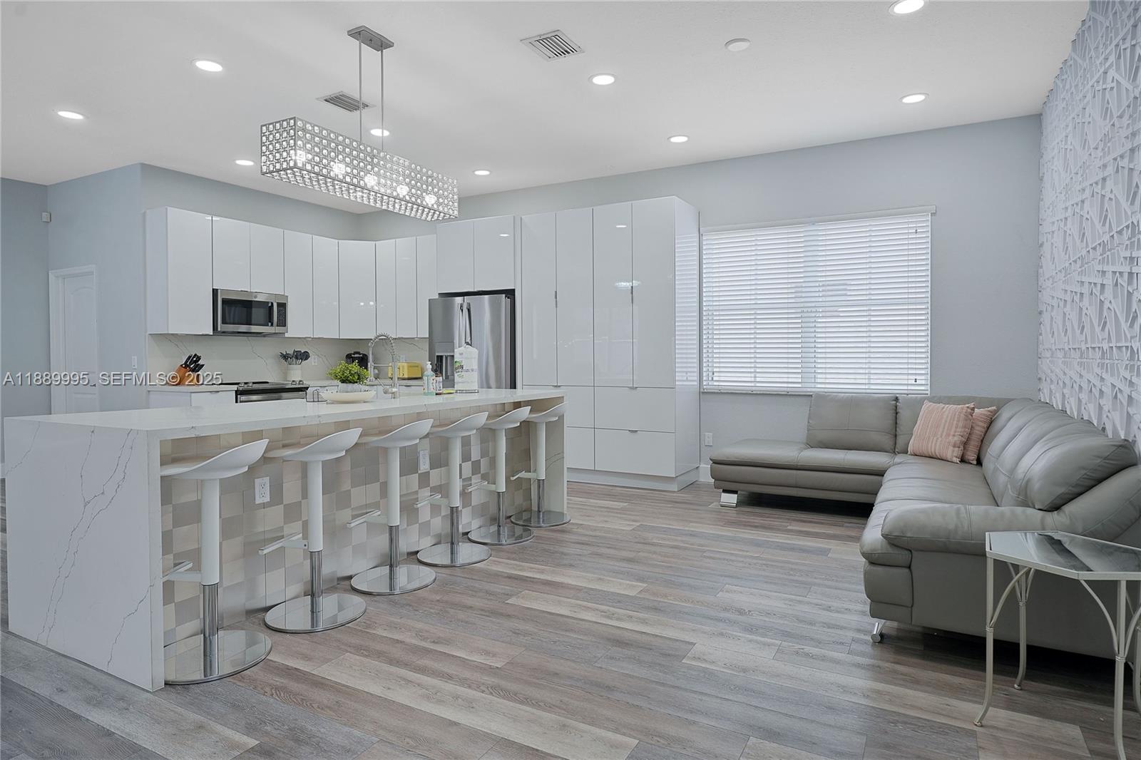 CENTURY GARDENS - Residential