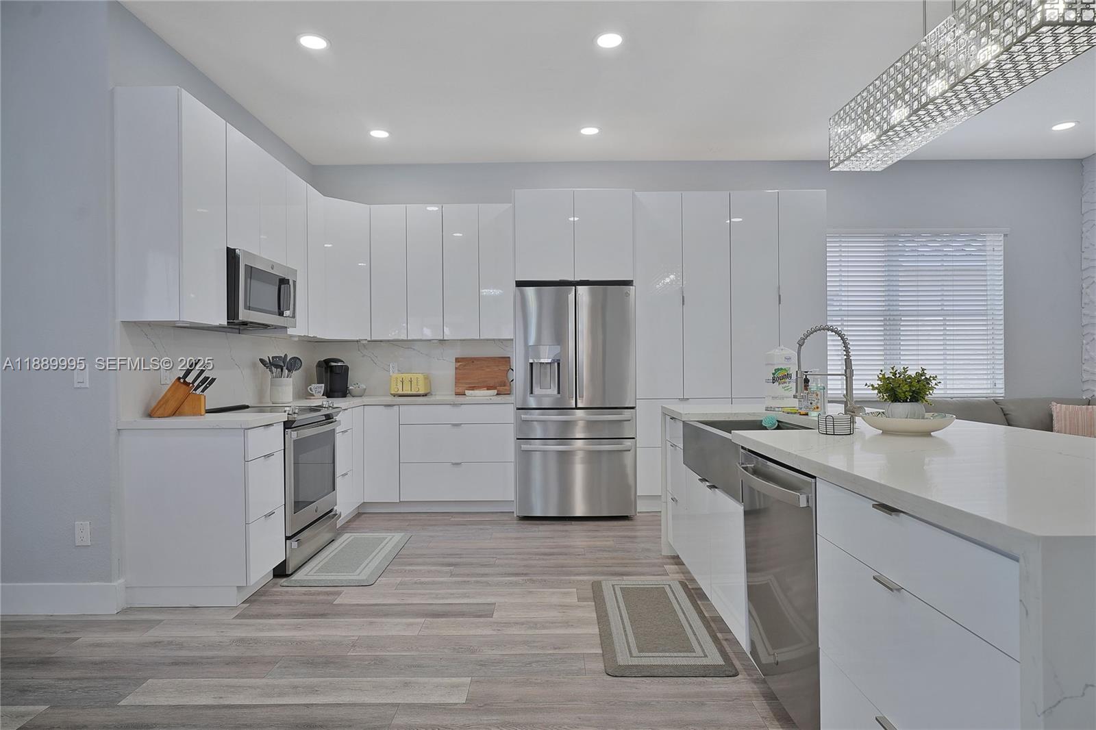 CENTURY GARDENS - Residential