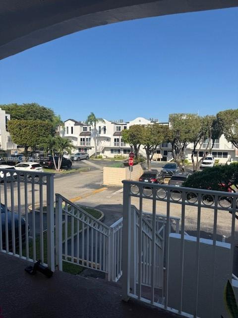 CORAL POINTE TOWNHOMES CO - Residential