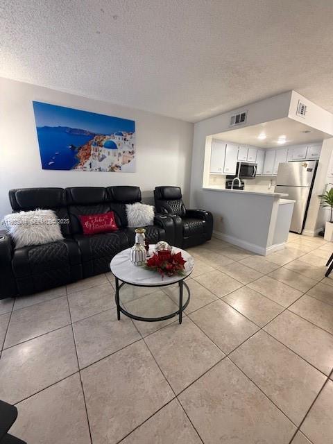 CORAL POINTE TOWNHOMES CO - Residential