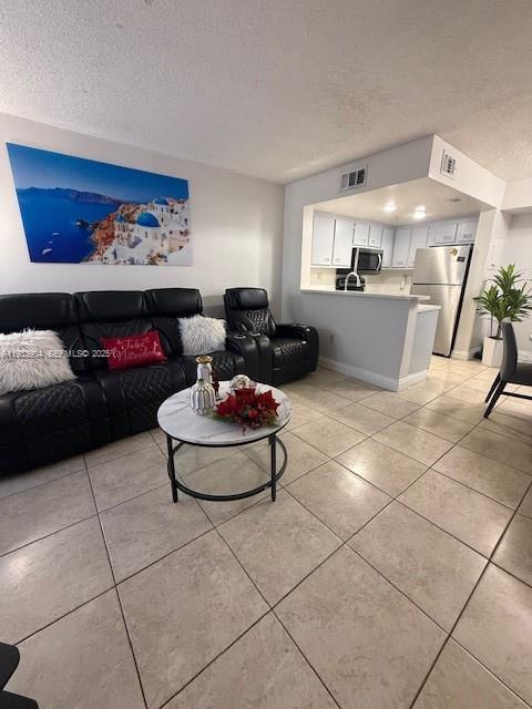 CORAL POINTE TOWNHOMES CO - Residential