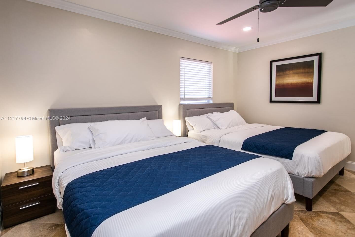 HOLLYWOOD LAKES SECTION - Residential Lease