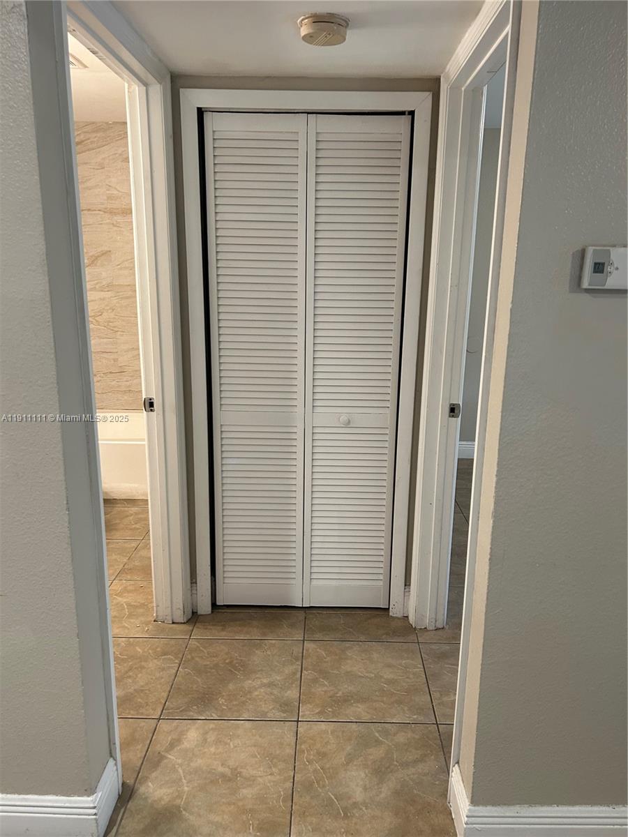 BISCAYNE BEACH CLUB CONDO - Residential Lease