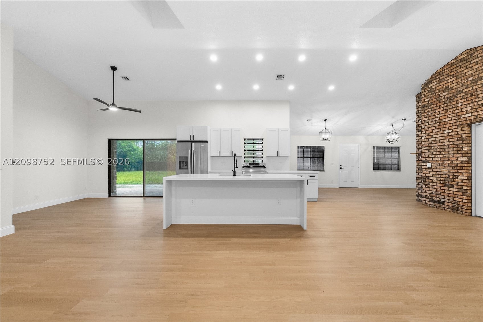 7261 140th Ave N, West Palm Beach, FL, 33412/$749,000 3 7261 140th Ave N