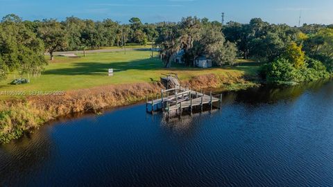 395 Old County Road 78 La Belle FL 33935