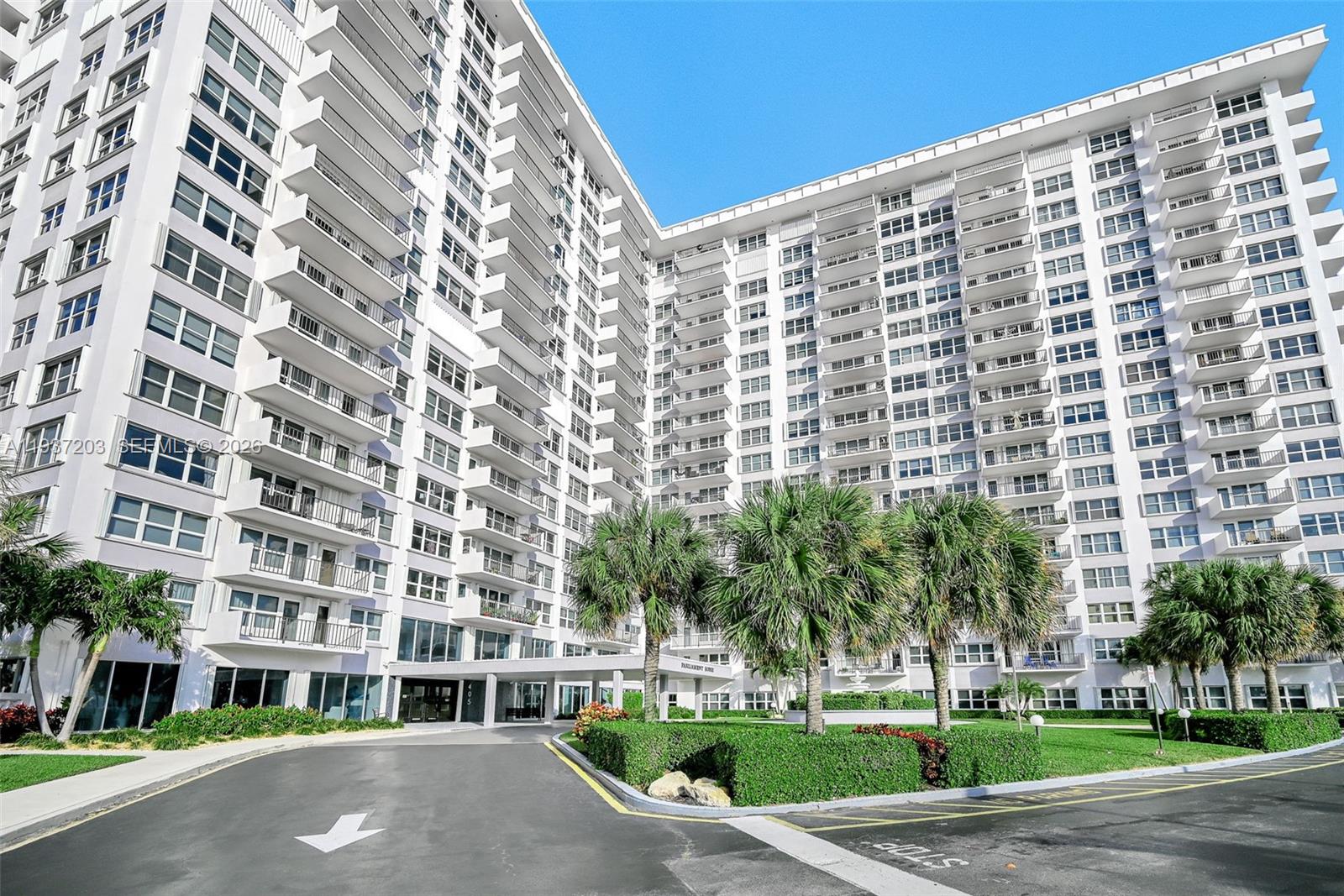 PARLIAMENT HOUSE CONDO - Residential