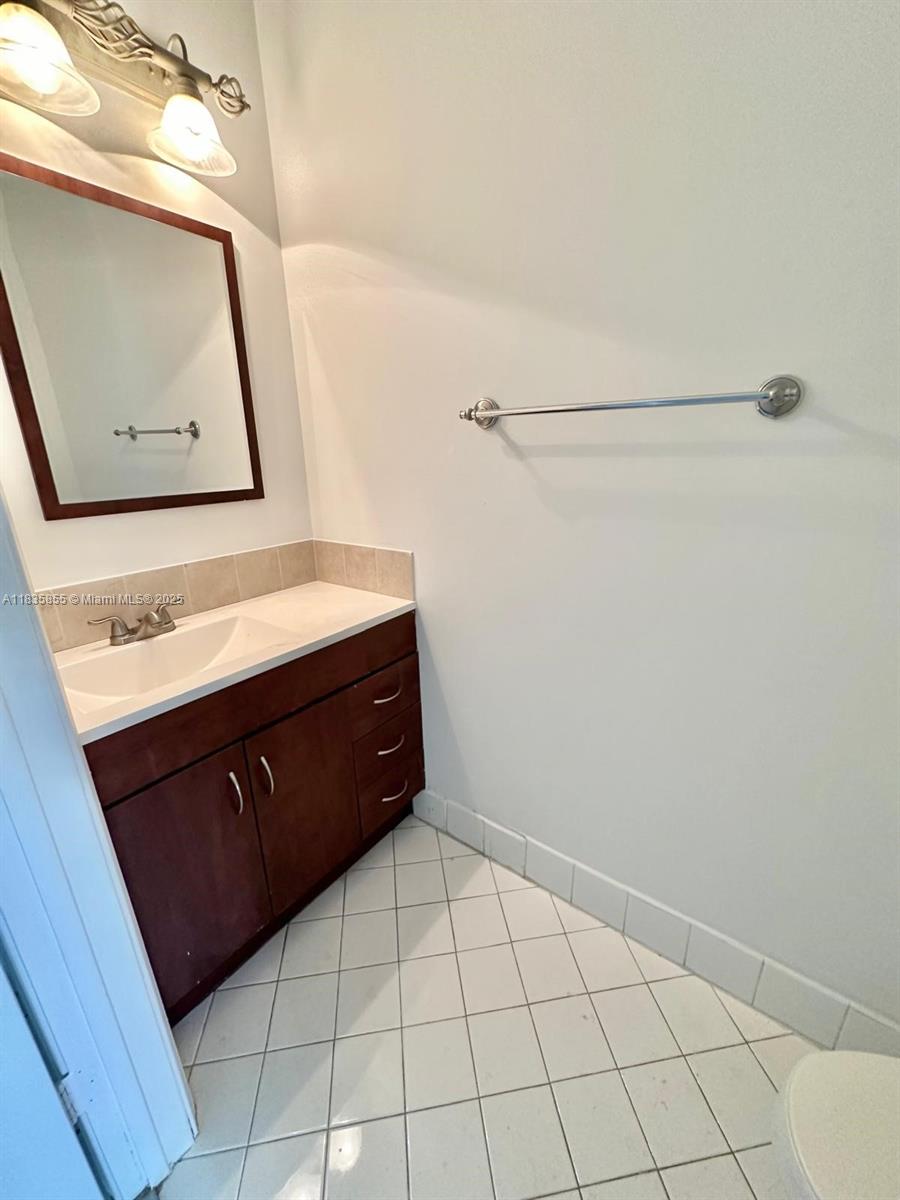 SAN SIMEON SECTORS 8 9 10 - Residential Lease