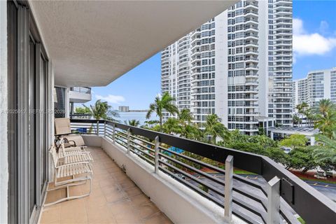 Tiny photo for 19195 NE 36th Ct #502, Aventura, FL 33180 (MLS # A12025012)