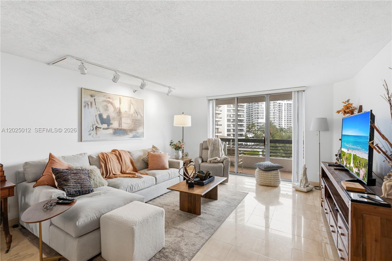 MYSTIC POINTE CONDO NO TW - Residential