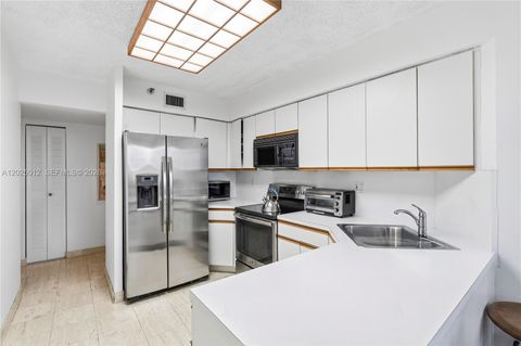 Tiny photo for 19195 NE 36th Ct #502, Aventura, FL 33180 (MLS # A12025012)