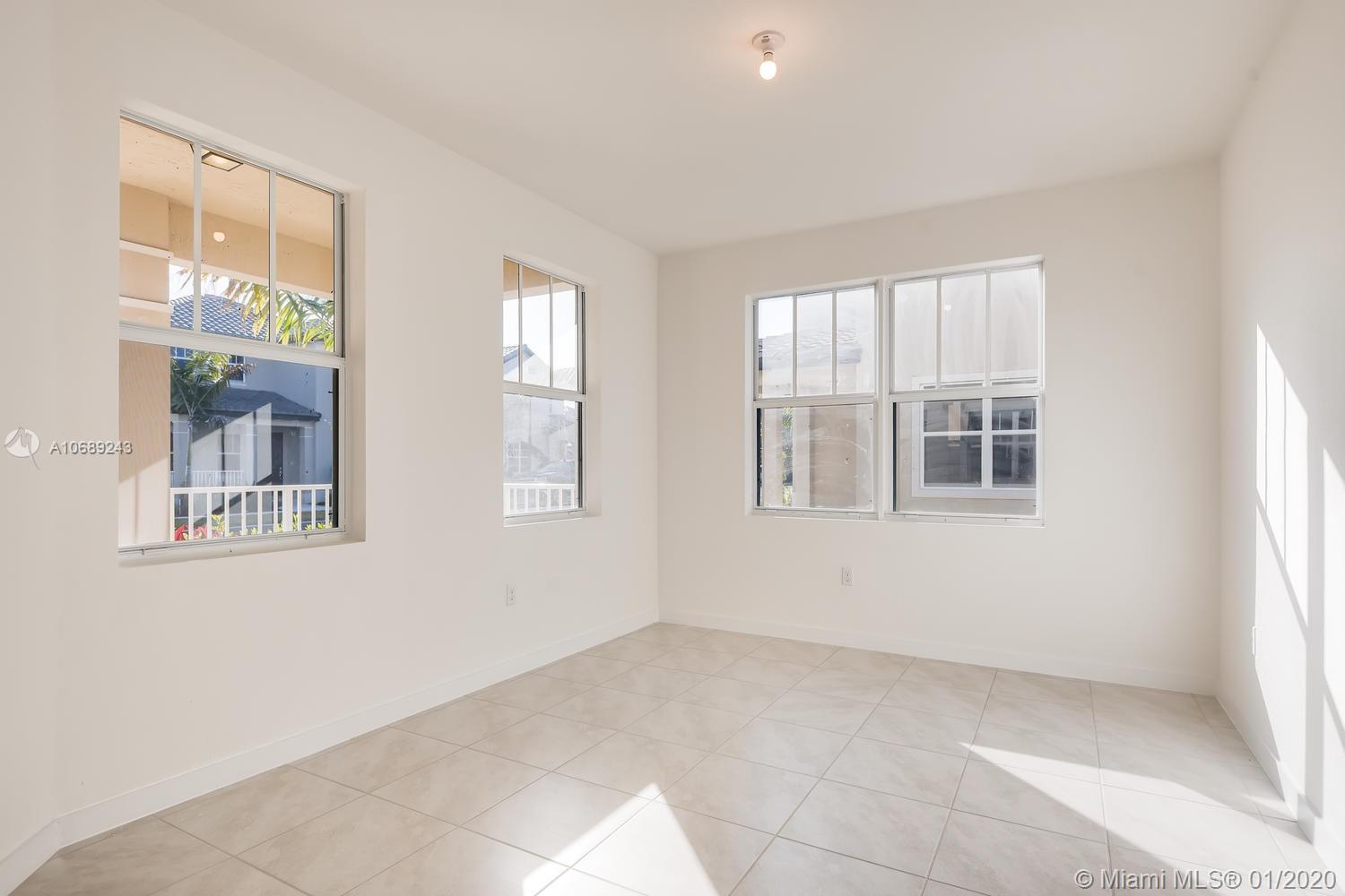 SUMMERVILLE VILLAS - Residential