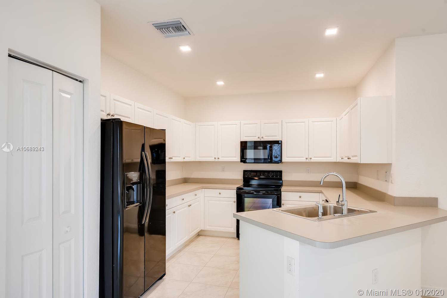 SUMMERVILLE VILLAS - Residential