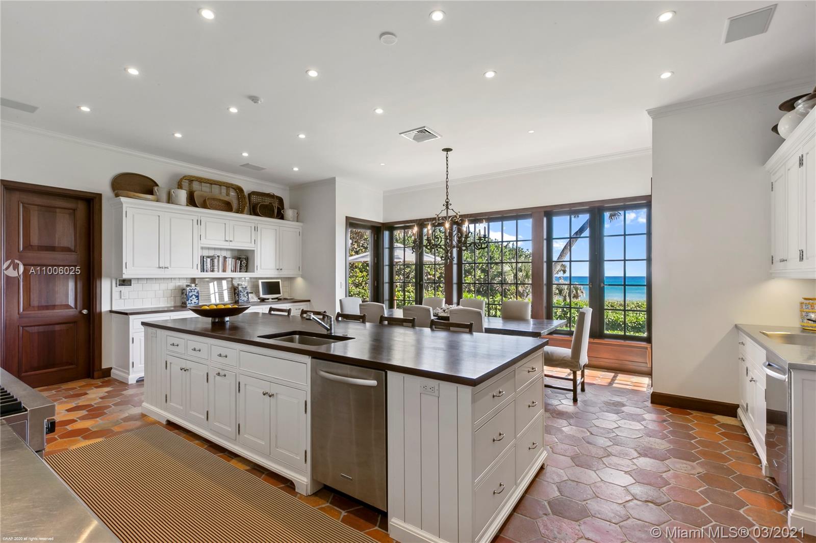 JUPITER ISLAND - Residential