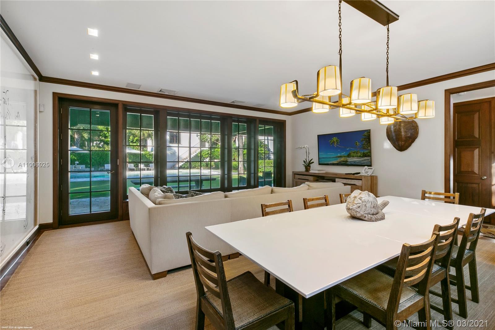 JUPITER ISLAND - Residential