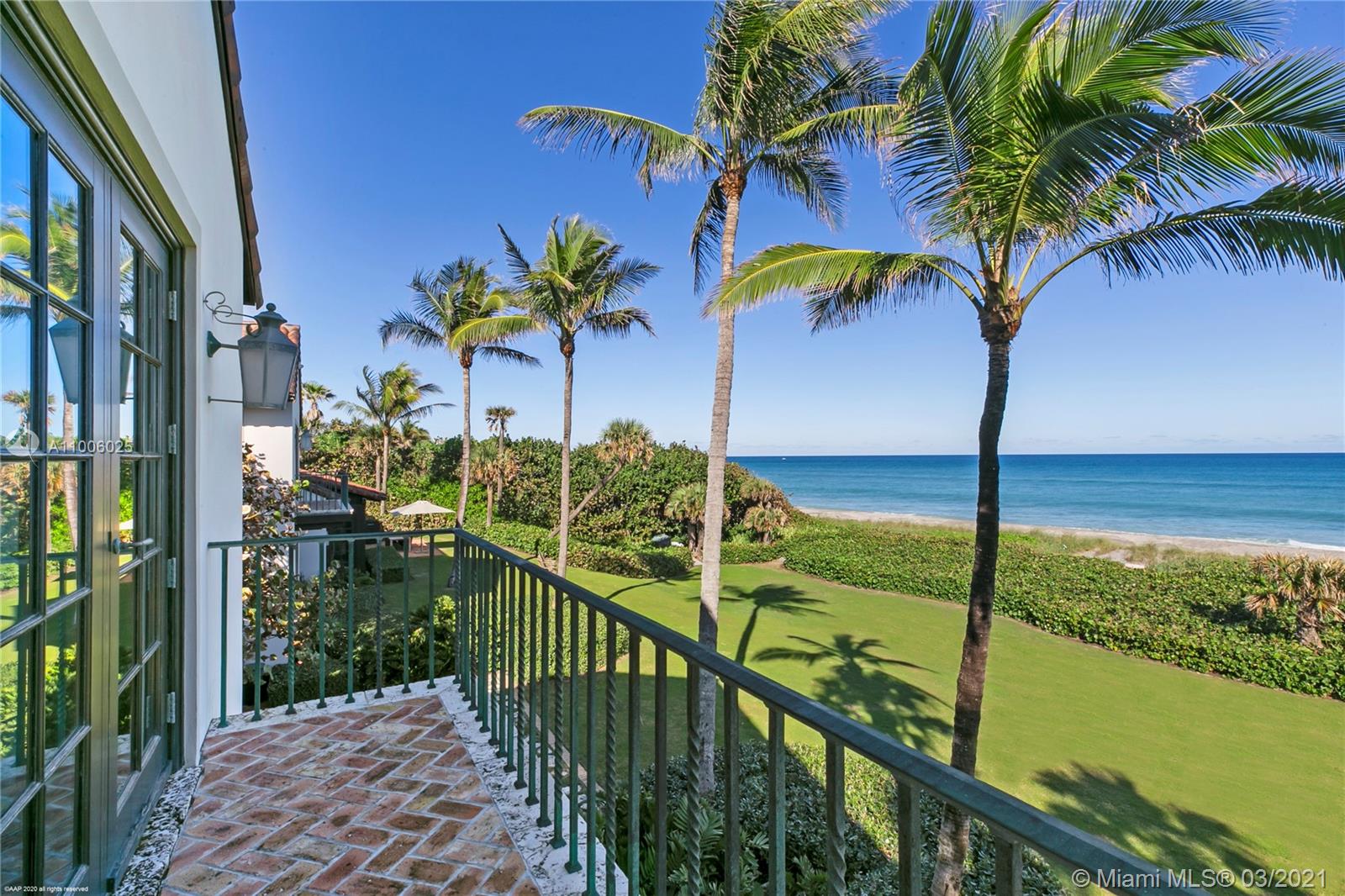 JUPITER ISLAND - Residential