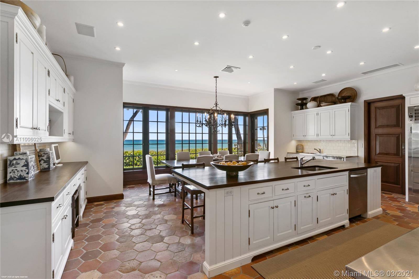 JUPITER ISLAND - Residential