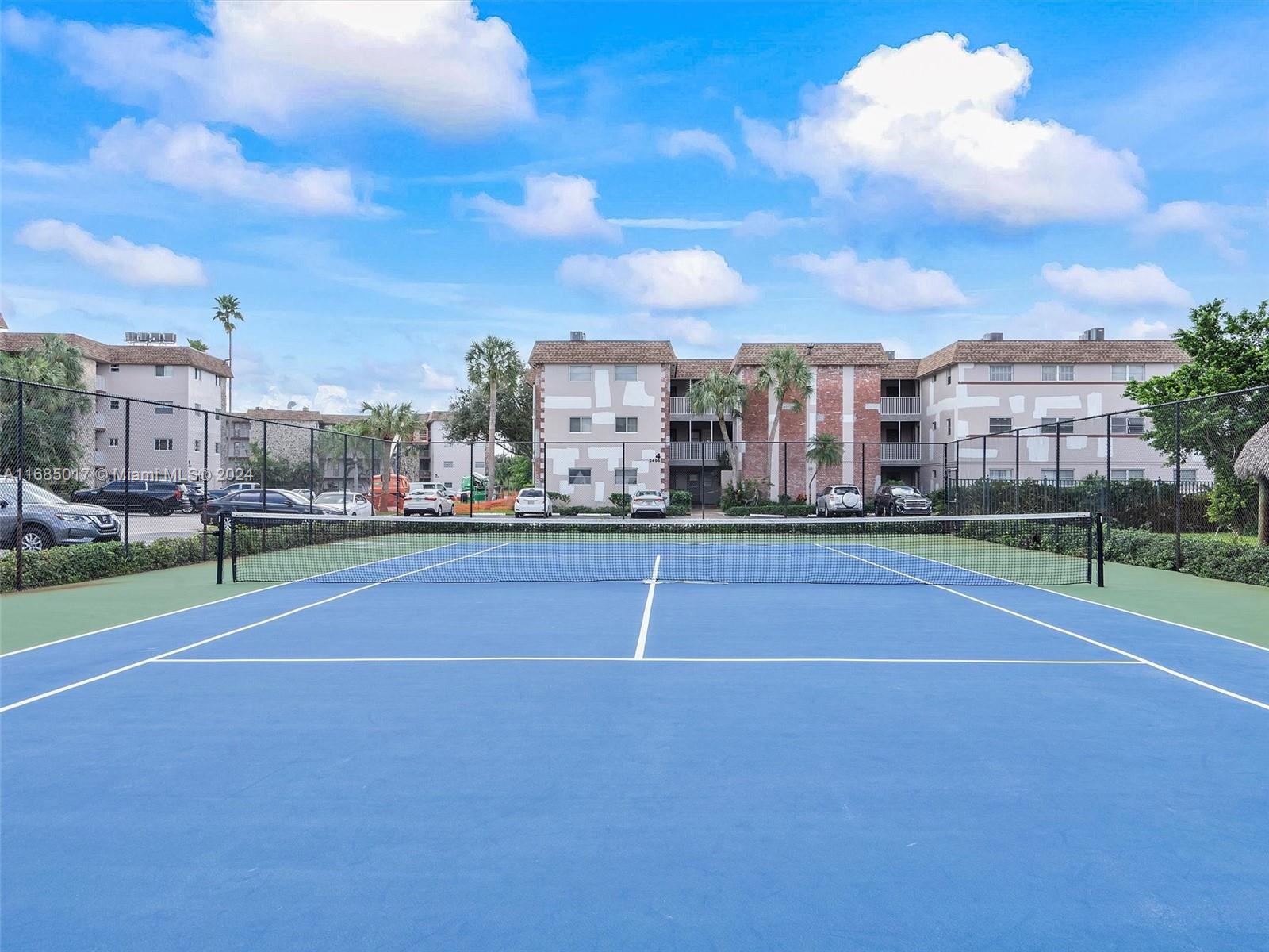 ARROWHEAD CONDO NO VIII - Residential