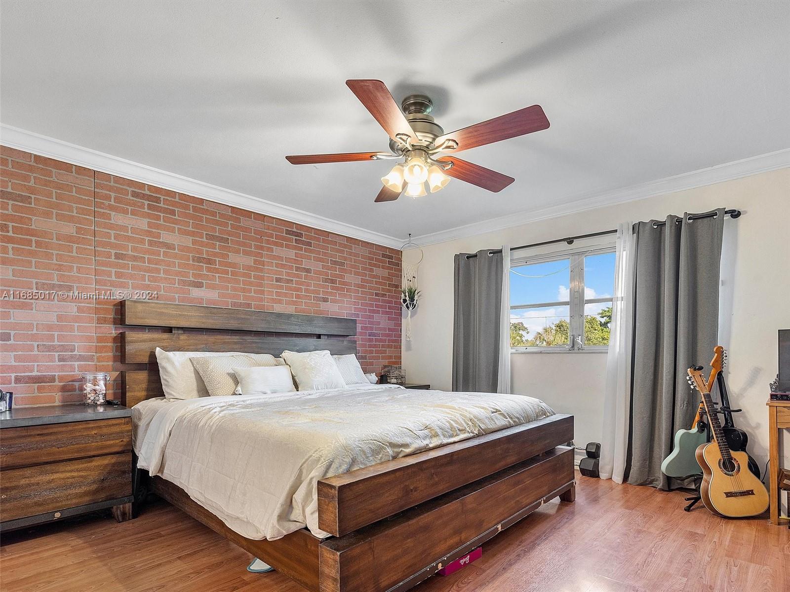 ARROWHEAD CONDO NO VIII - Residential