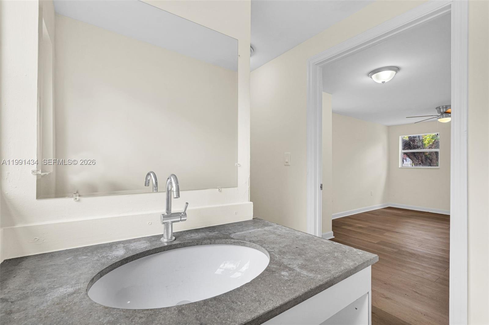 COLUMBIA PARK CORR PL - Residential Lease