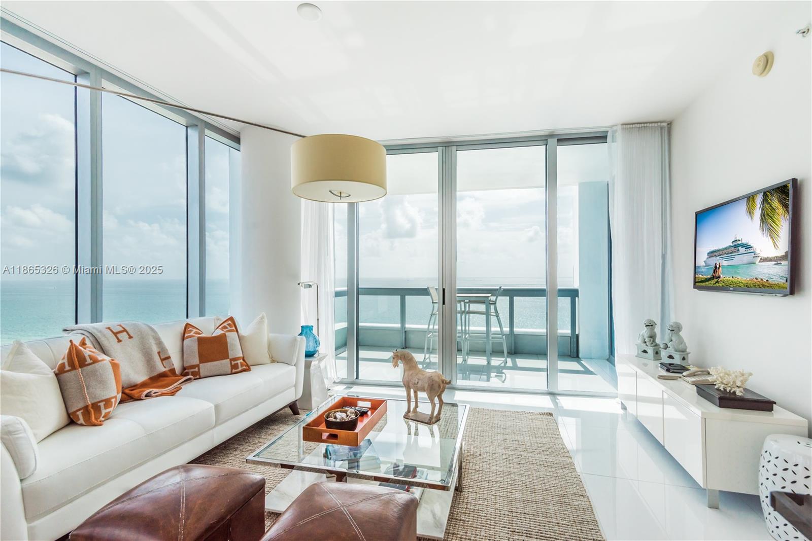 6899 Collins Ave 1605