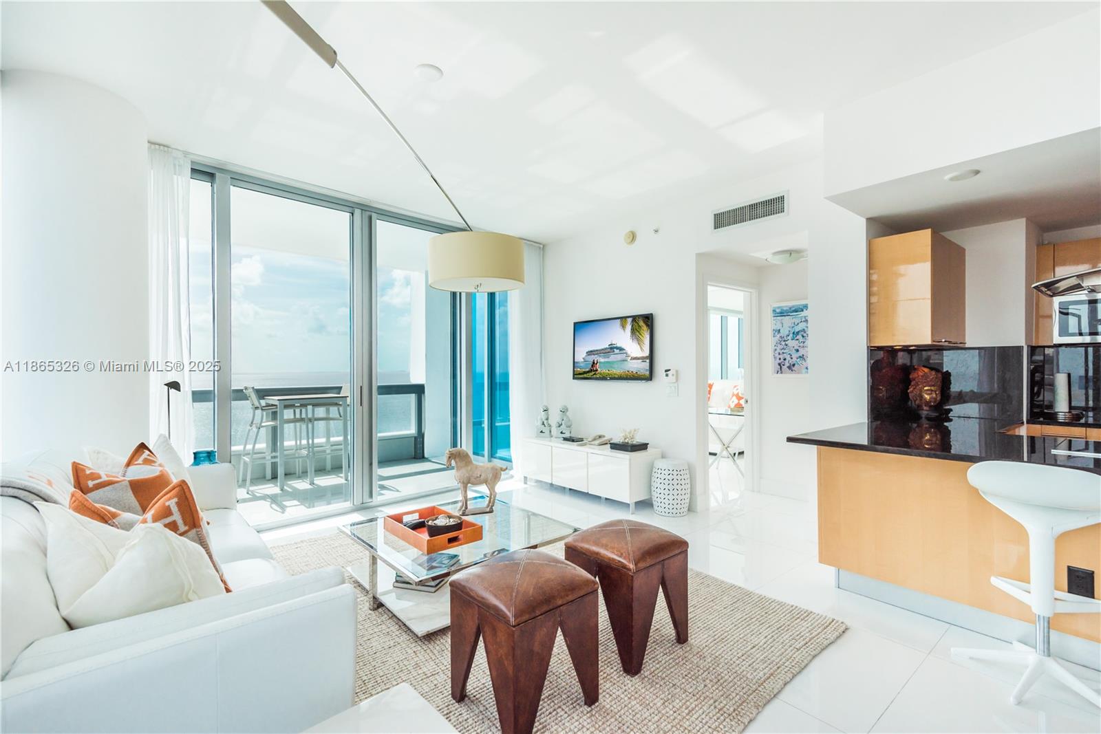 6899 Collins Ave 1605