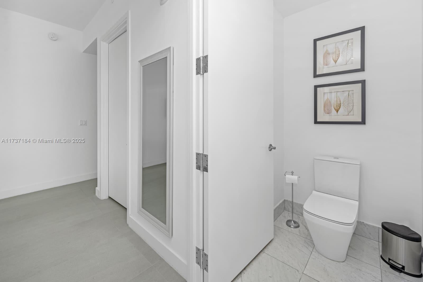 JADE SIGNATURE CONDO - Residential Lease