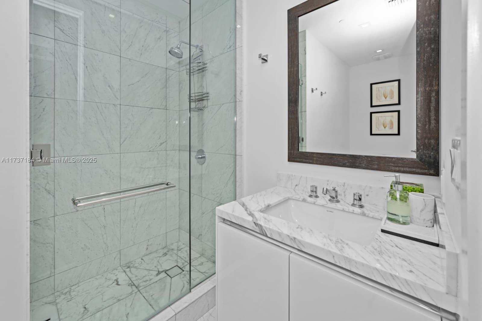 JADE SIGNATURE CONDO - Residential Lease