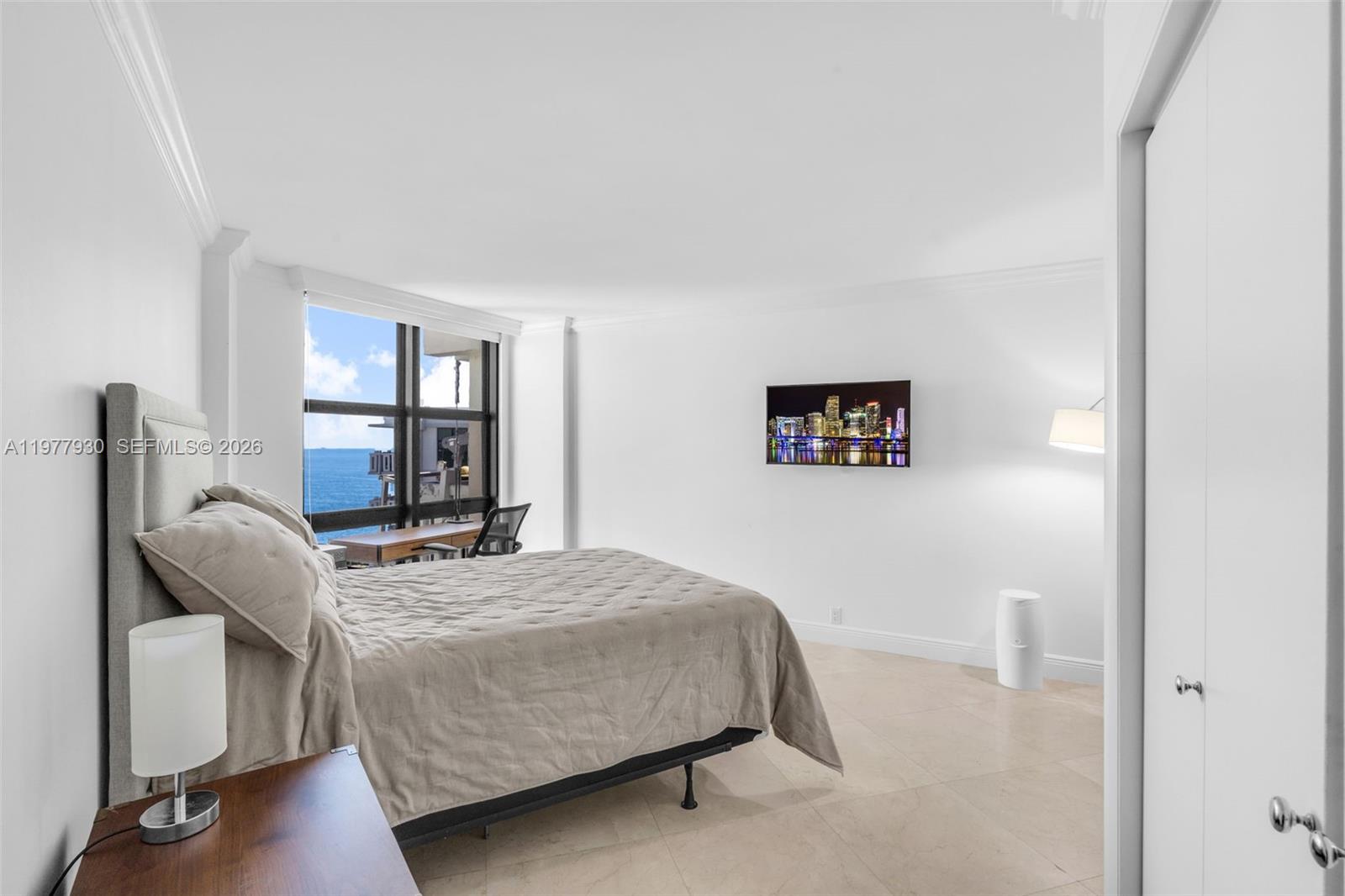 TOWERS OF KEY BISCAYNE CO - Residential