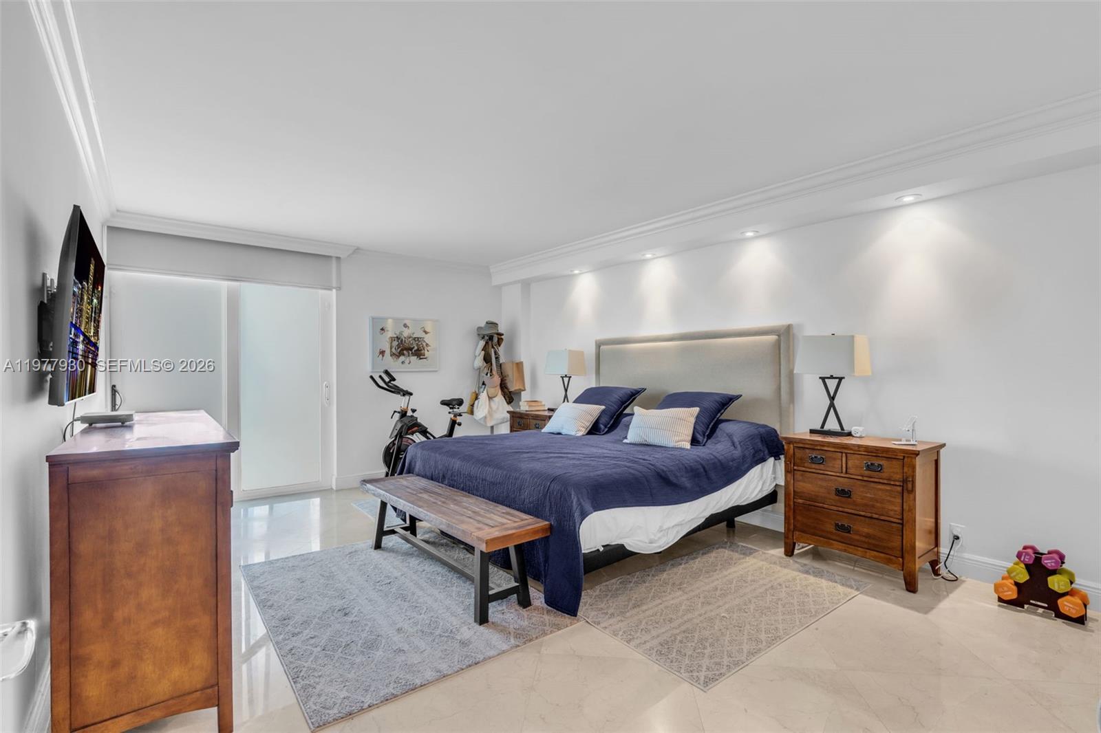 TOWERS OF KEY BISCAYNE CO - Residential