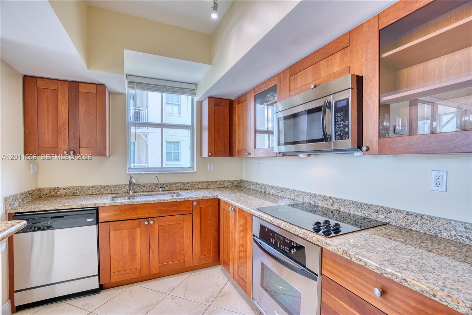 HARBORAGE YACHT CONDO - Residential