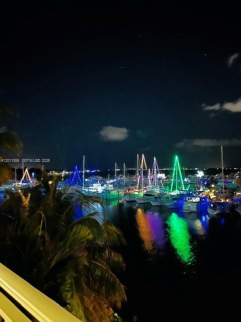 HARBORAGE YACHT CONDO - Residential