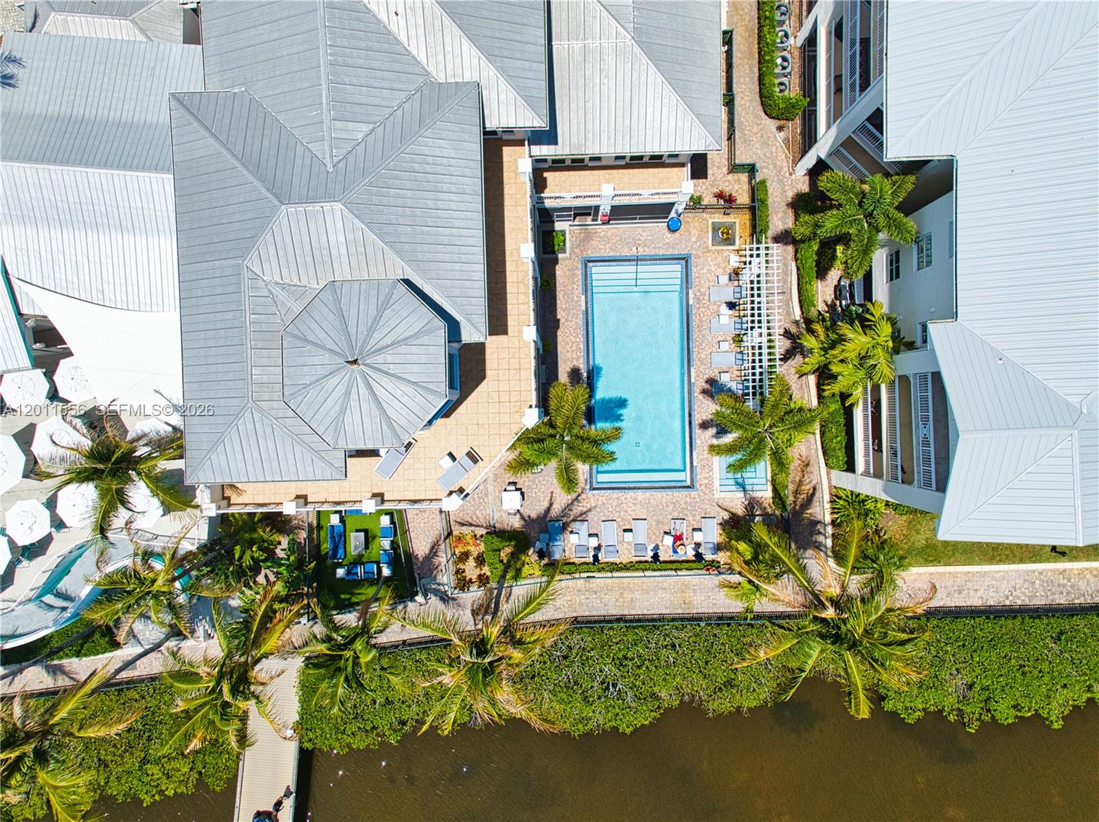 HARBORAGE YACHT CONDO - Residential