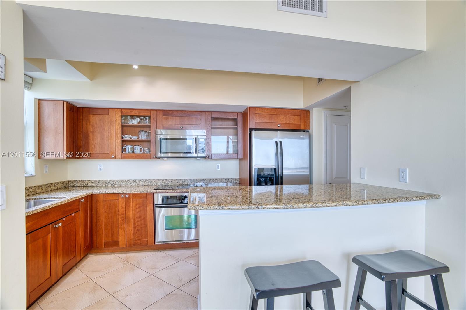 HARBORAGE YACHT CONDO - Residential