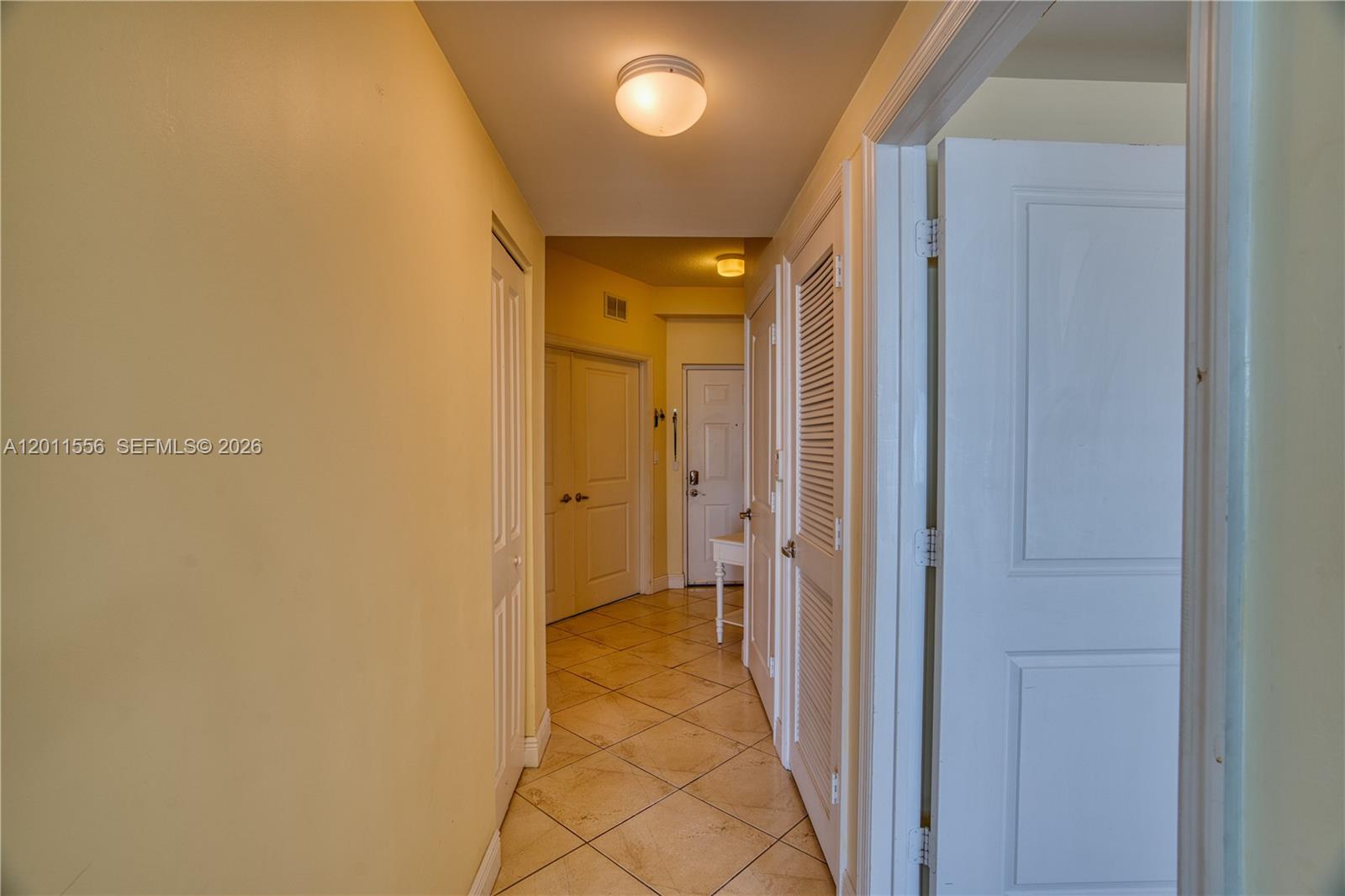 HARBORAGE YACHT CONDO - Residential