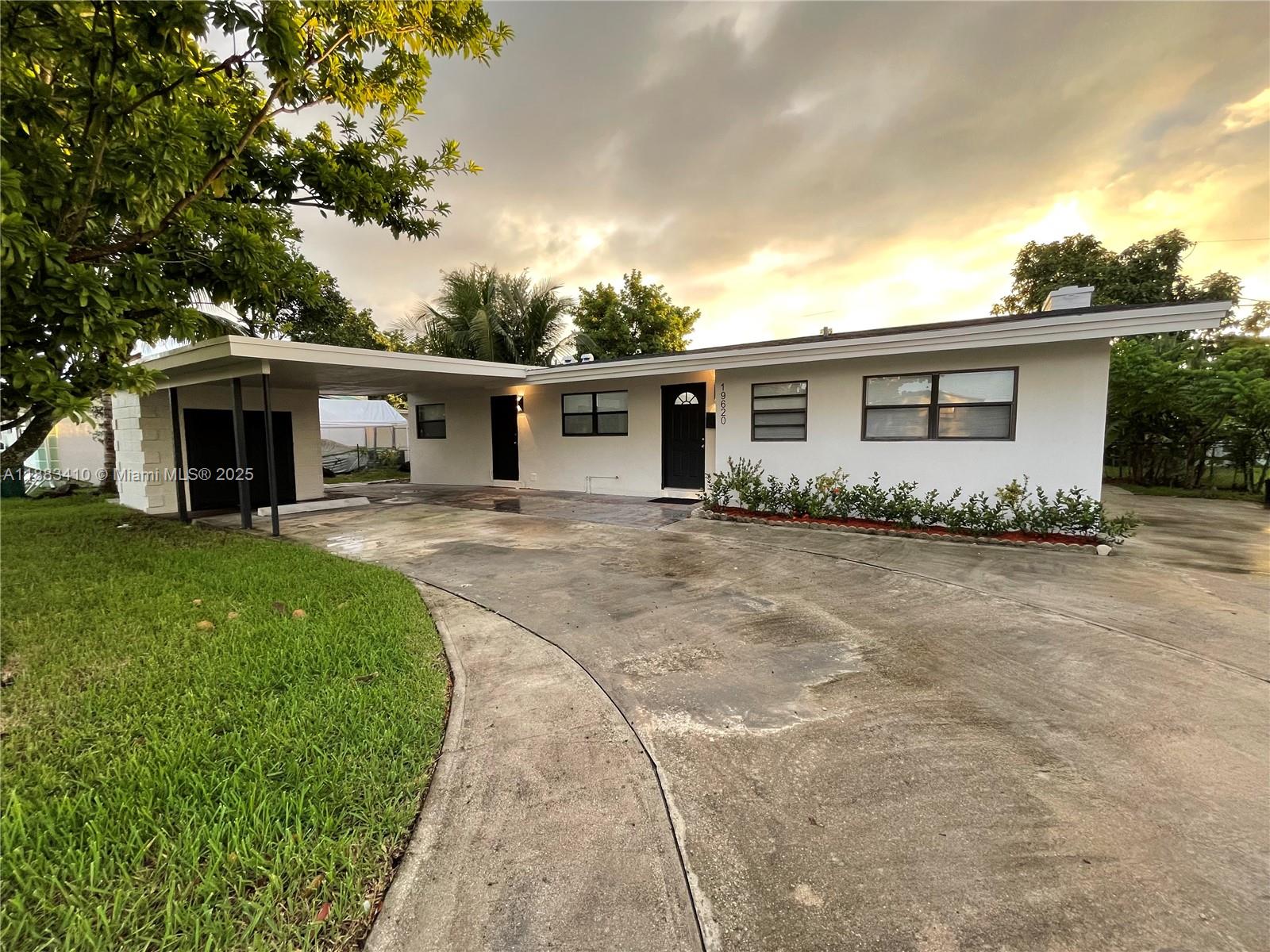 SIERRA MIRADA - Residential