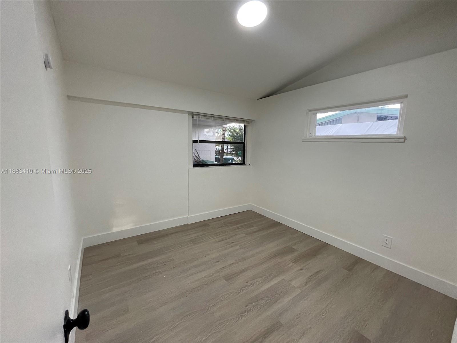 SIERRA MIRADA - Residential